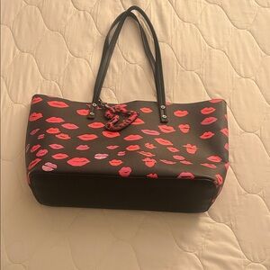 Betsey Johnson Torrid Black and Pink Lip Print Tote Bag